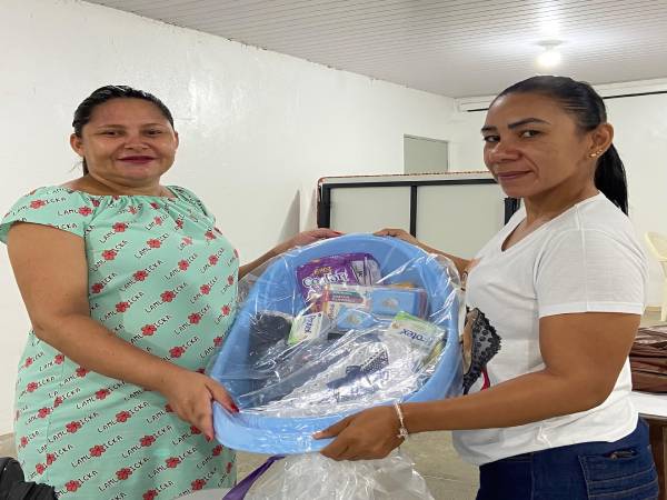 Secretaria de Assistência Social da Prefeitura de Jaguaruana realiza entrega de Kits Bebês para gestantes do Município!